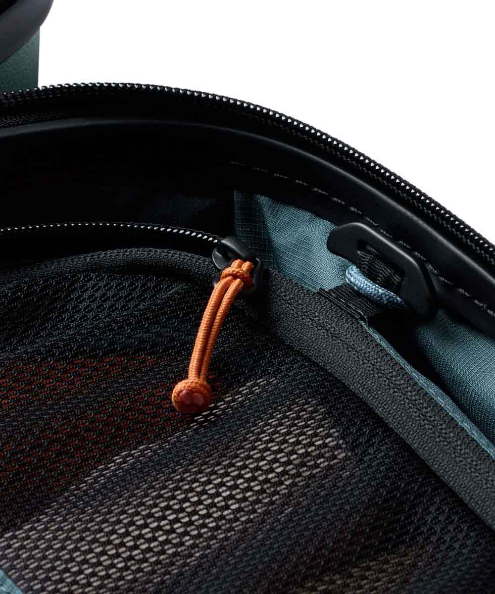 Bellroy Transit Carry-On Plus Rollkoffer 46 Liter