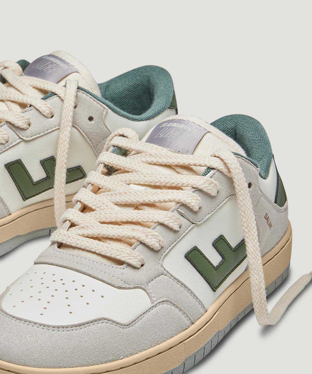 Flamingos Life Sneaker Saline