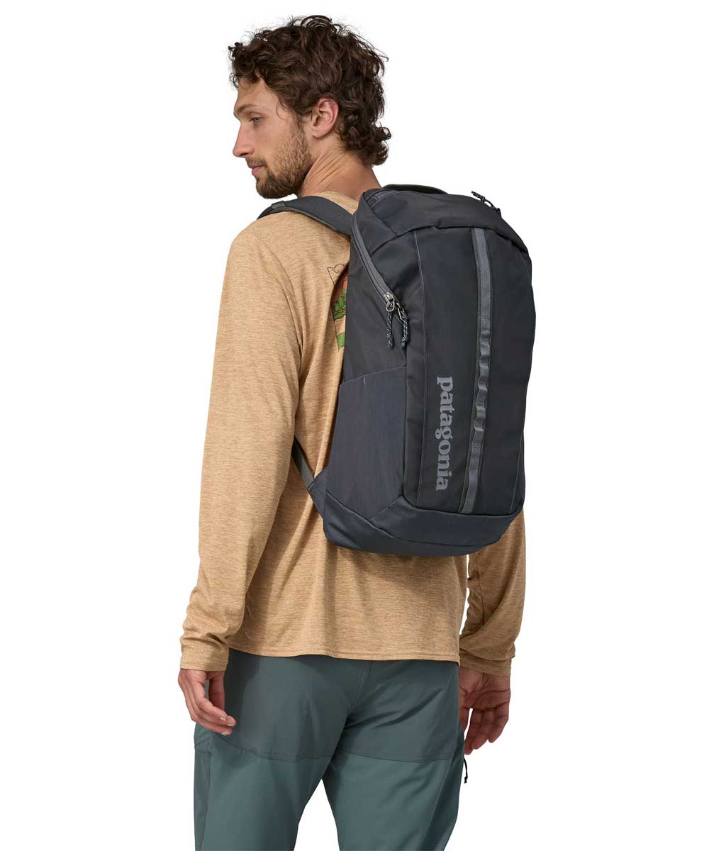 Patagonia backpack Black Hole Pack 25 liters