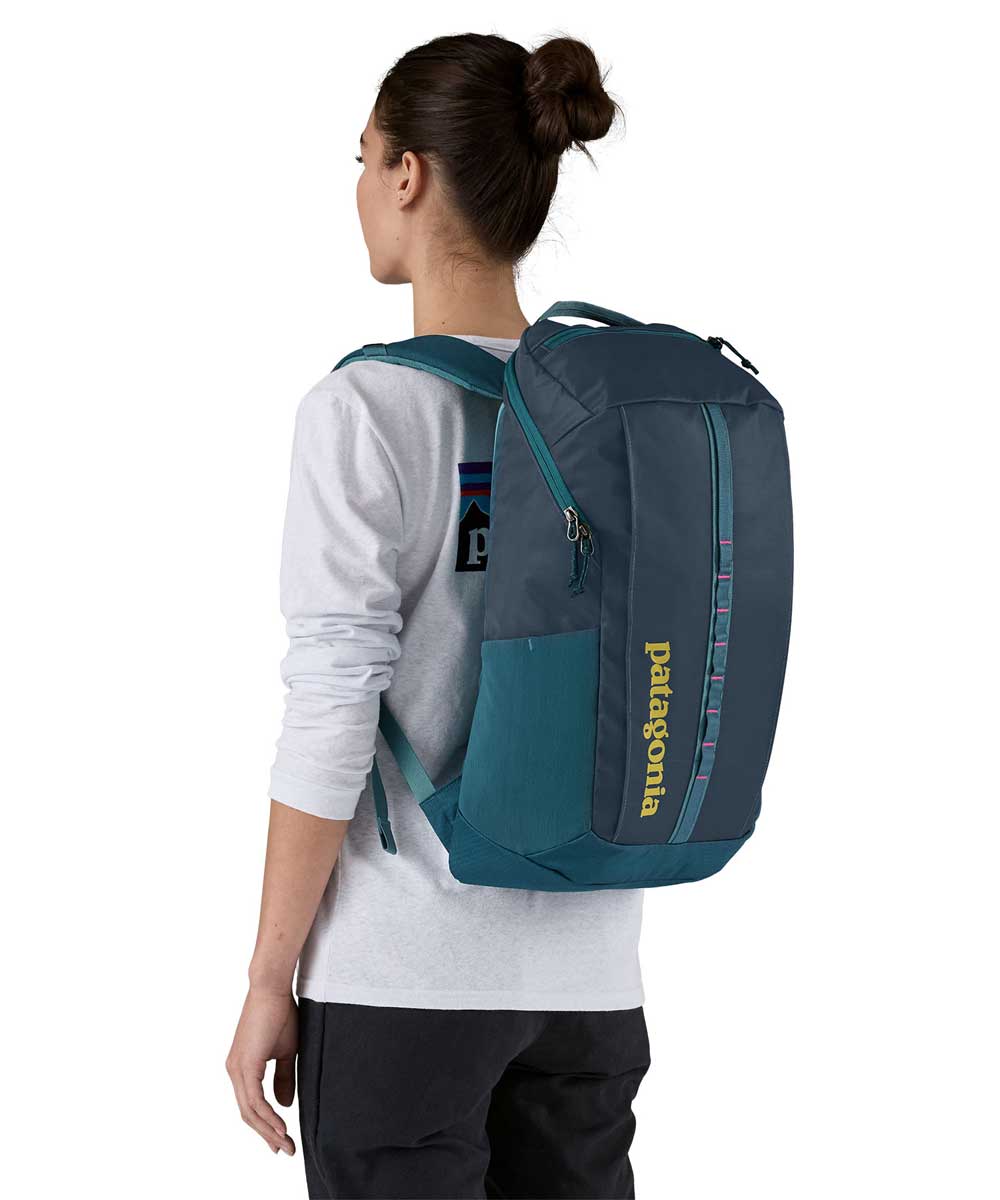 Patagonia backpack Black Hole Pack 25 liters