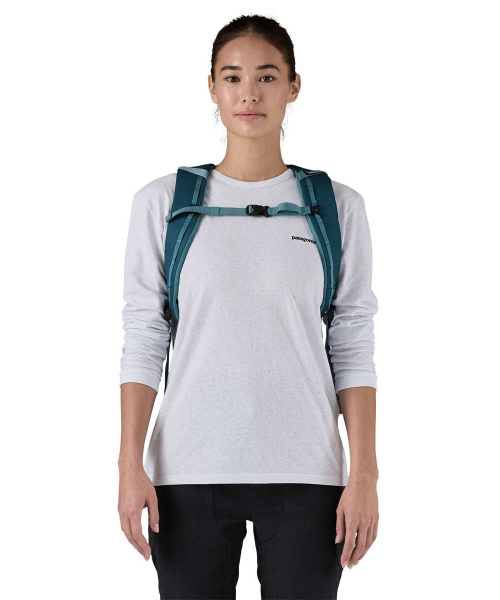 Patagonia backpack Black Hole Pack 25 liters