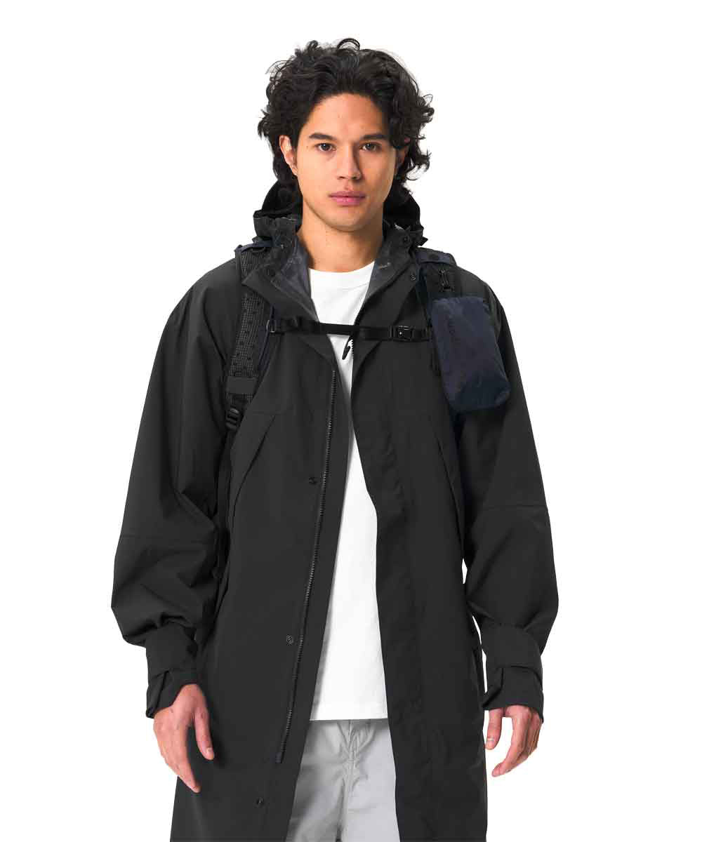 Pinqponq Komut Medium Rucksack aus recycelten PET-Flaschen