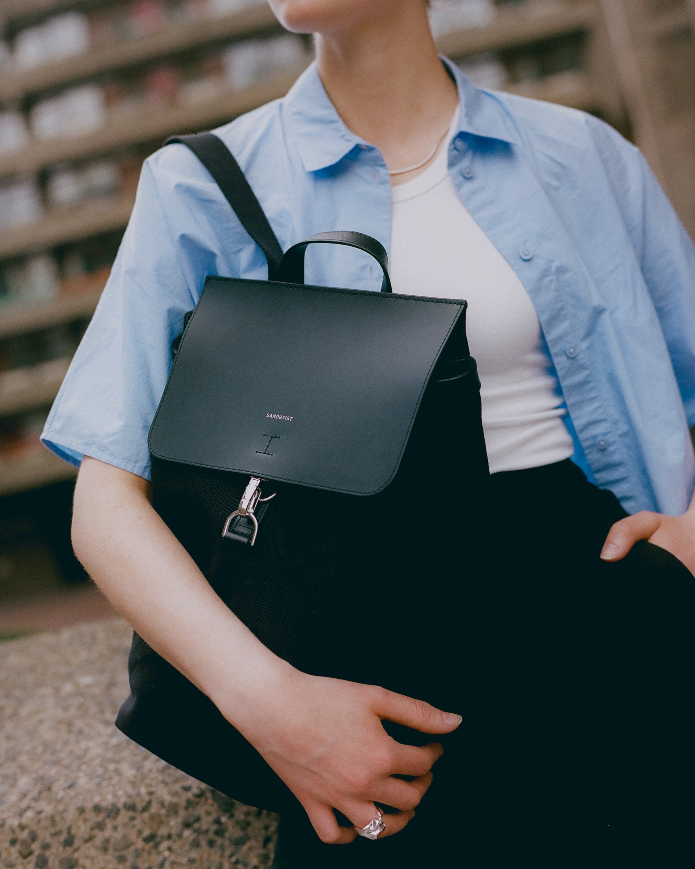 Sandqvist Alva Metal Hook sustainable daypack