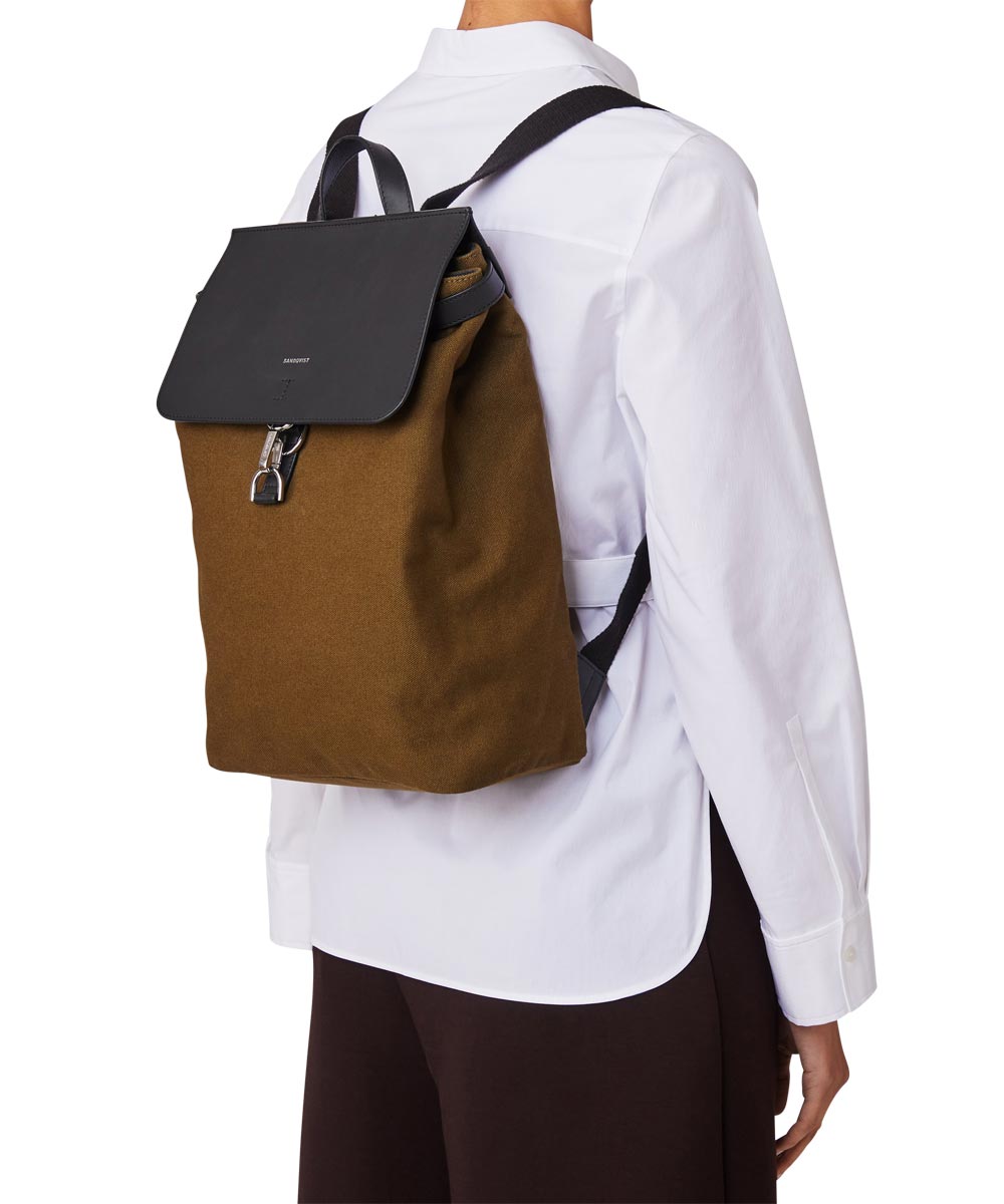 Sandqvist Alva Metal Hook sustainable daypack