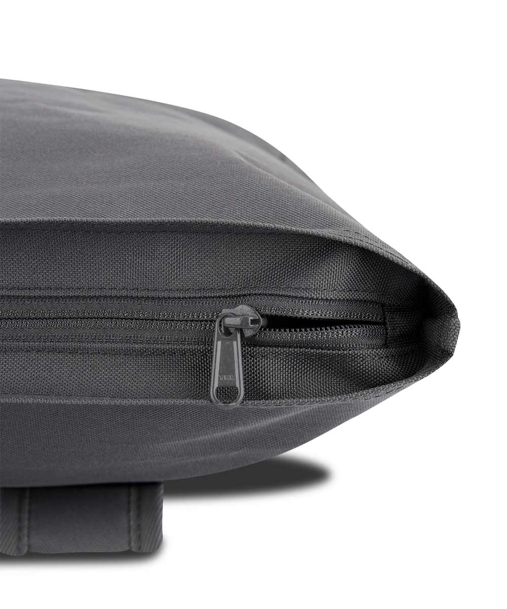 Johnny Urban bicycle backpack Robin Medium