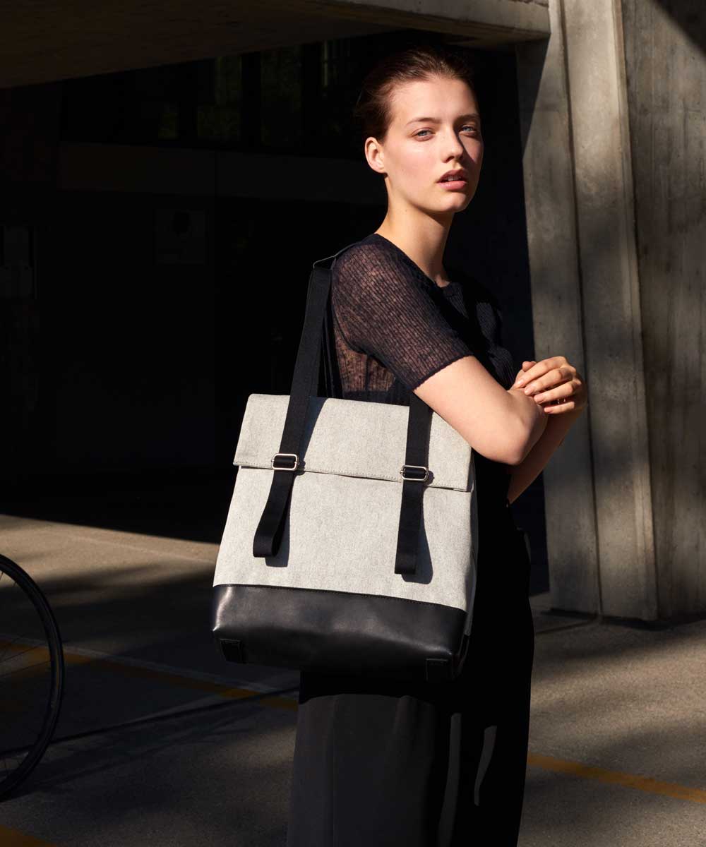 Qwstion Small Tote Organic Canvas