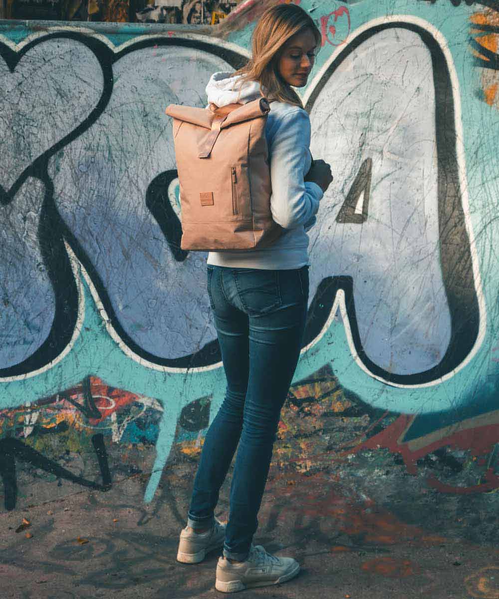 Johnny Urban Robin Rolltop Backpack Medium 15.5l