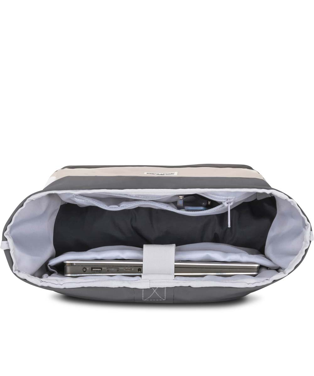 Johnny Urban Allen Rolltop Backpack Medium 18.5l