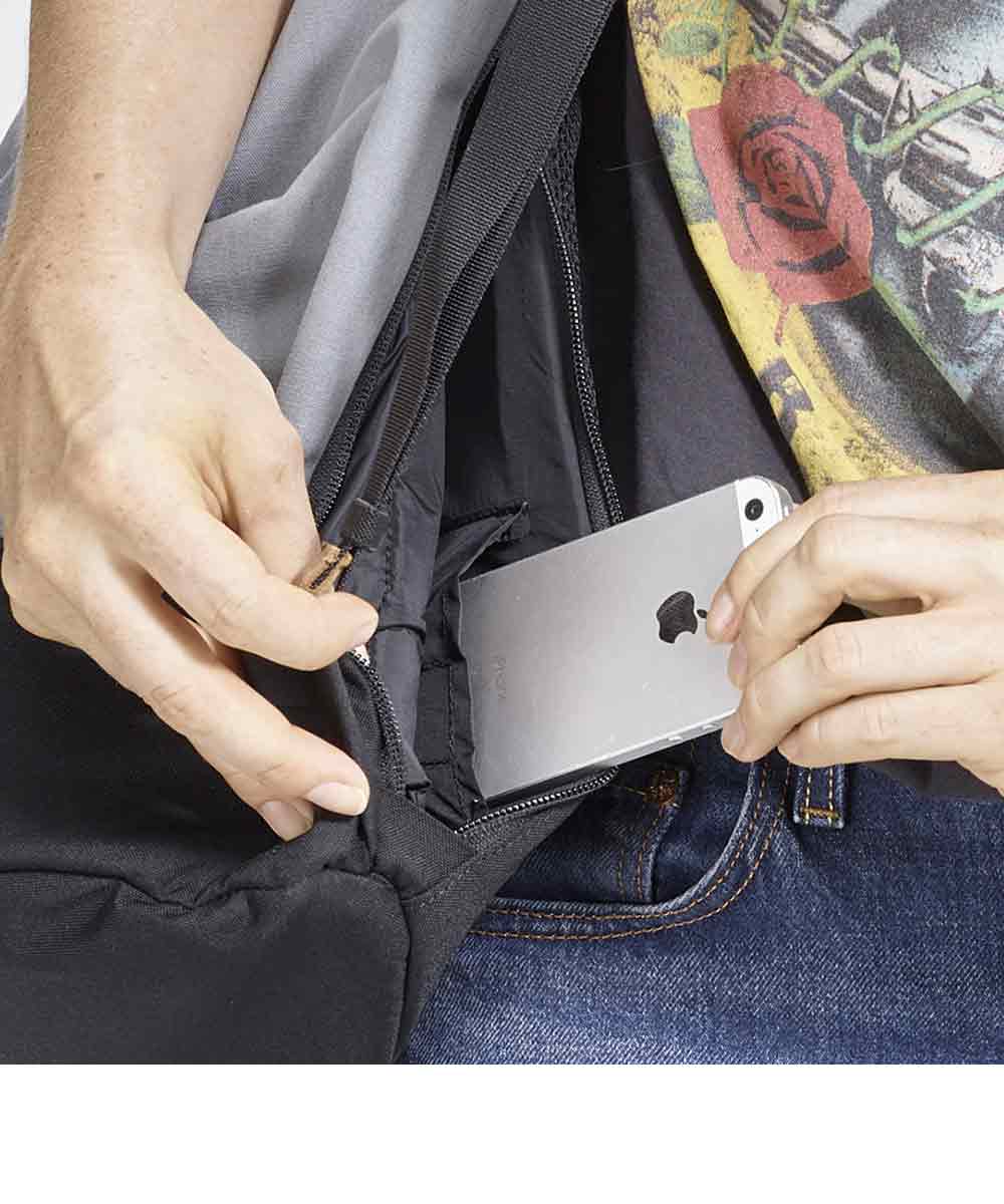 MeroMero Squamish roll top backpack