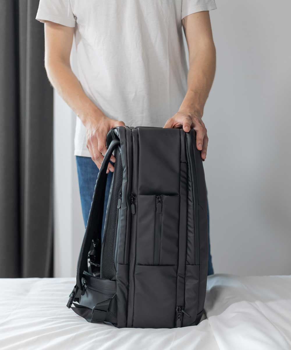 Onemate Travel Backpack Ultimate travel backpack 40L