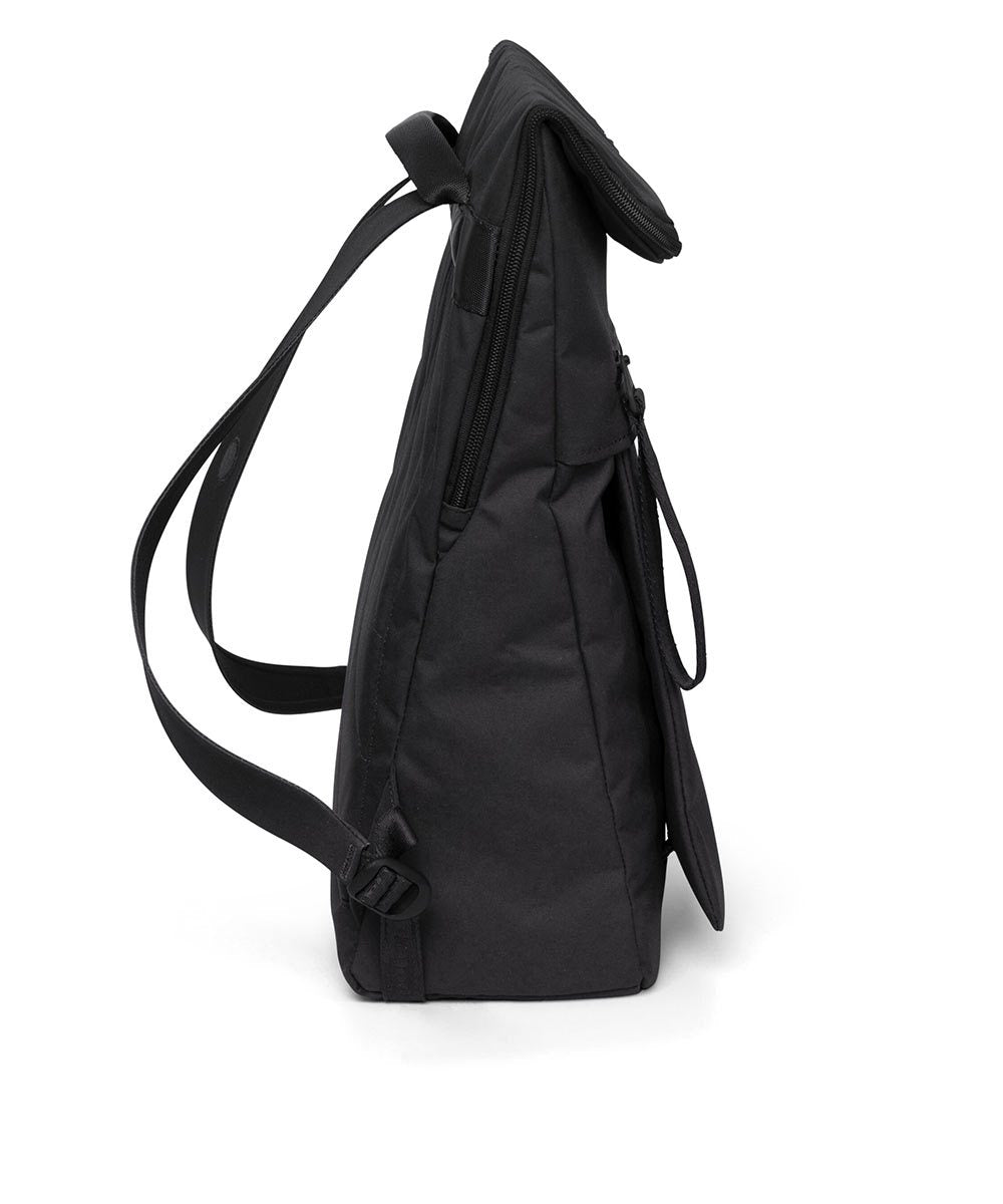 Pinqponq Klak backpack made from recycled PET bottles