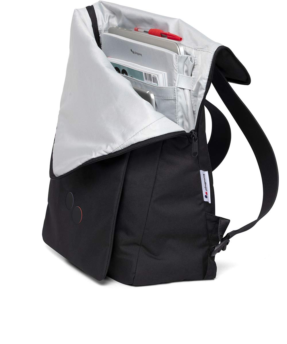 Pinqponq Klak backpack made from recycled PET bottles