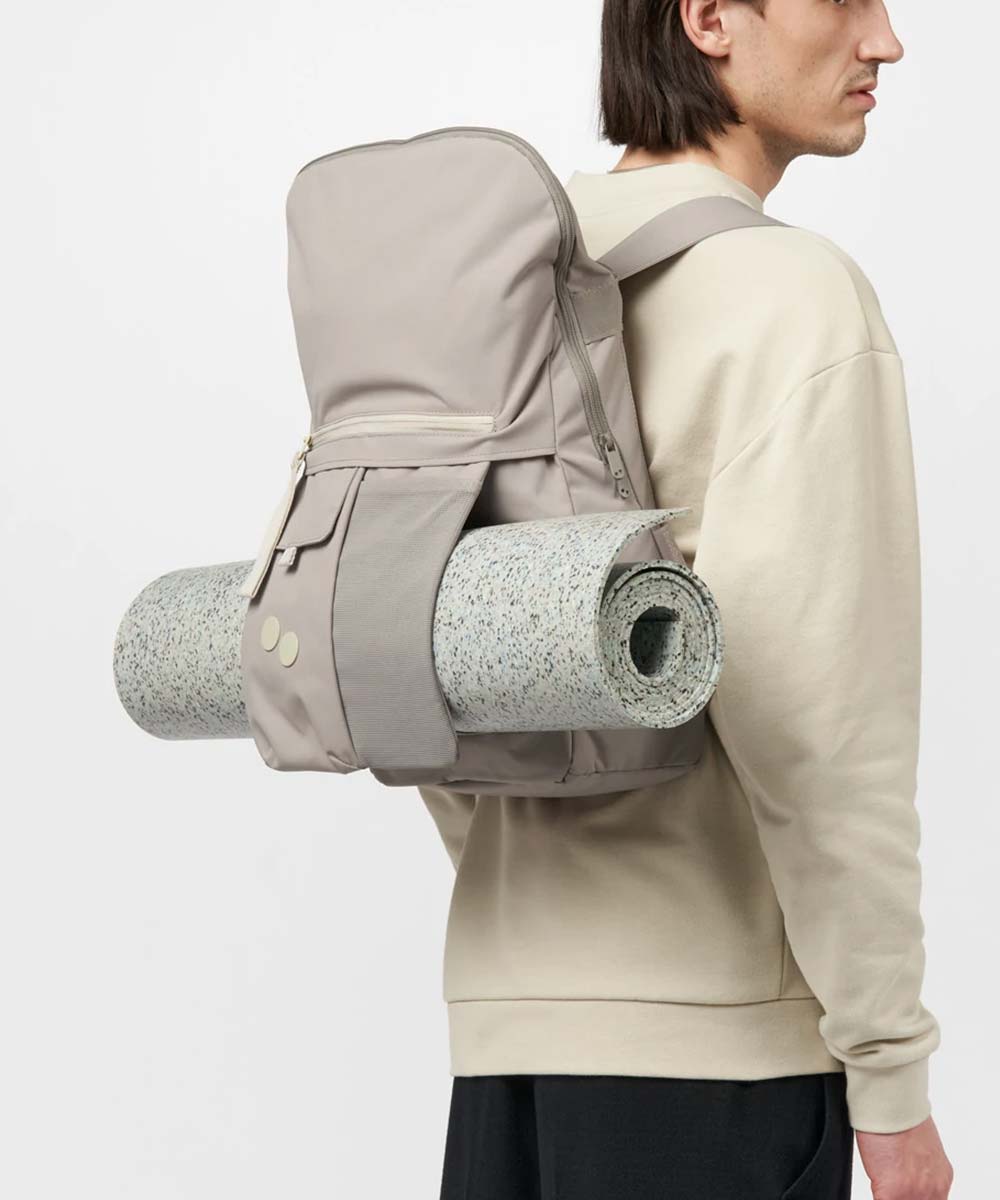 Pinqponq Klak backpack made from recycled PET bottles Construct