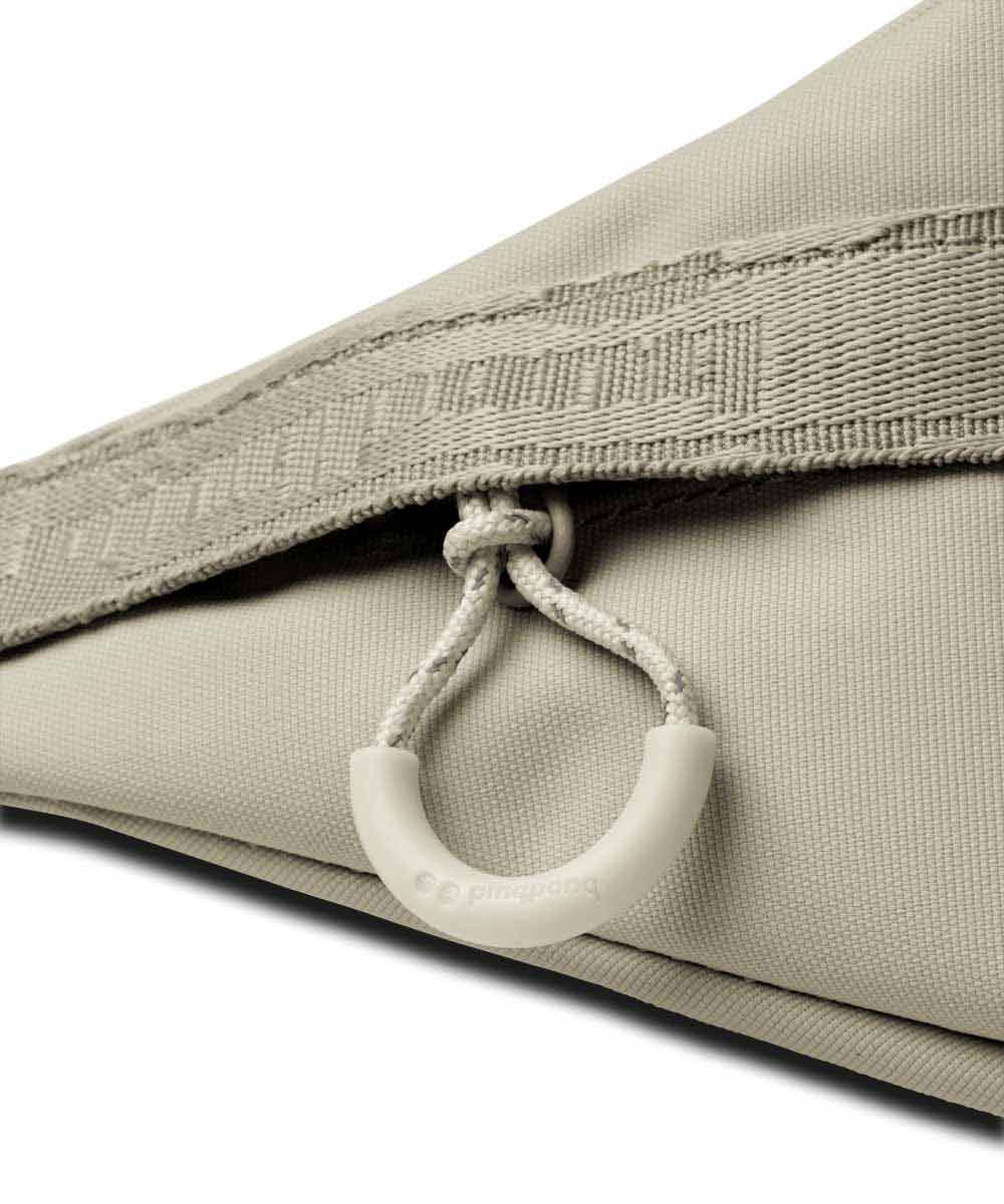 Pinqponq Nik belt bag made from recycled PET bottles