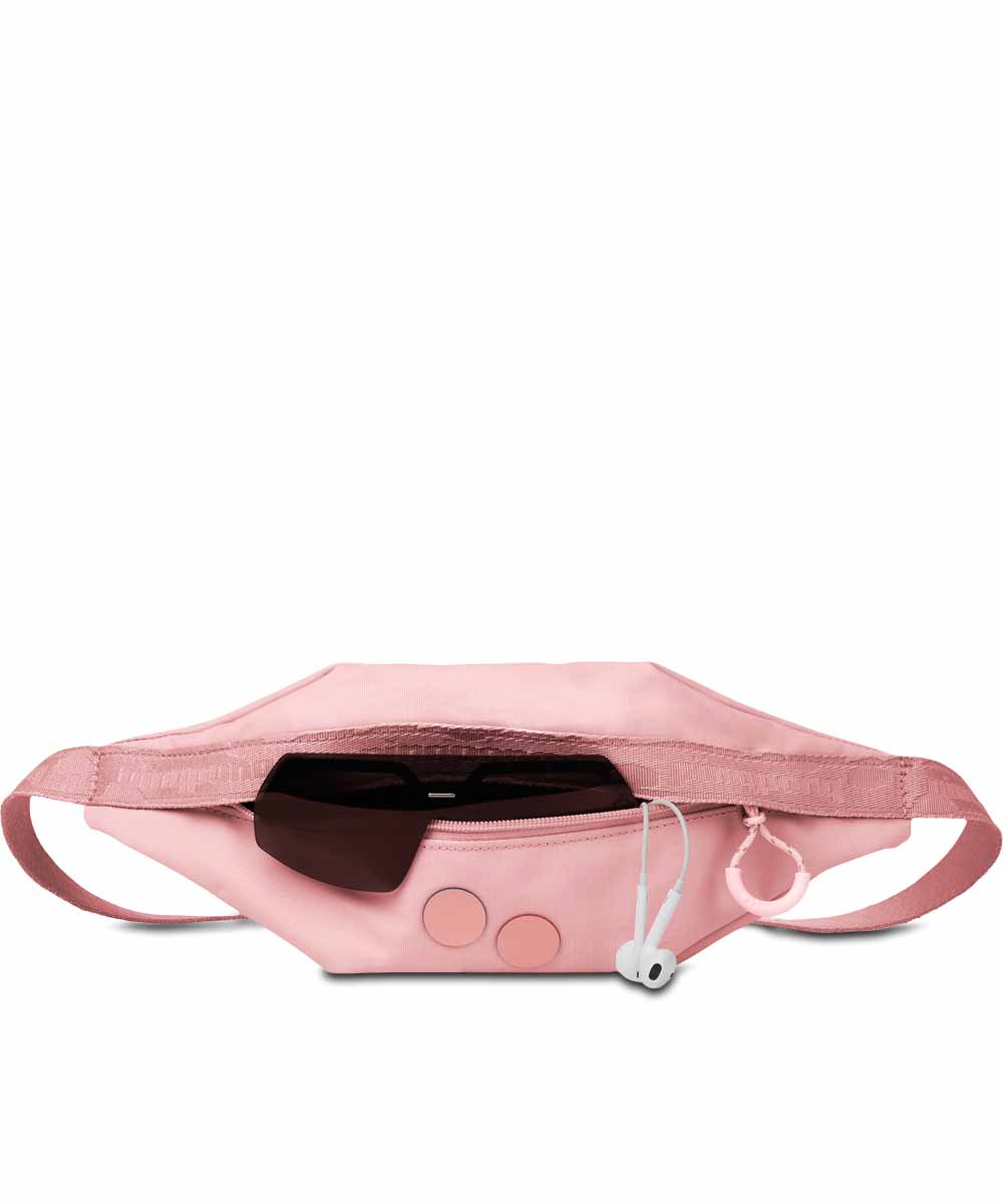 Pinqponq Nik belt bag made from recycled PET bottles