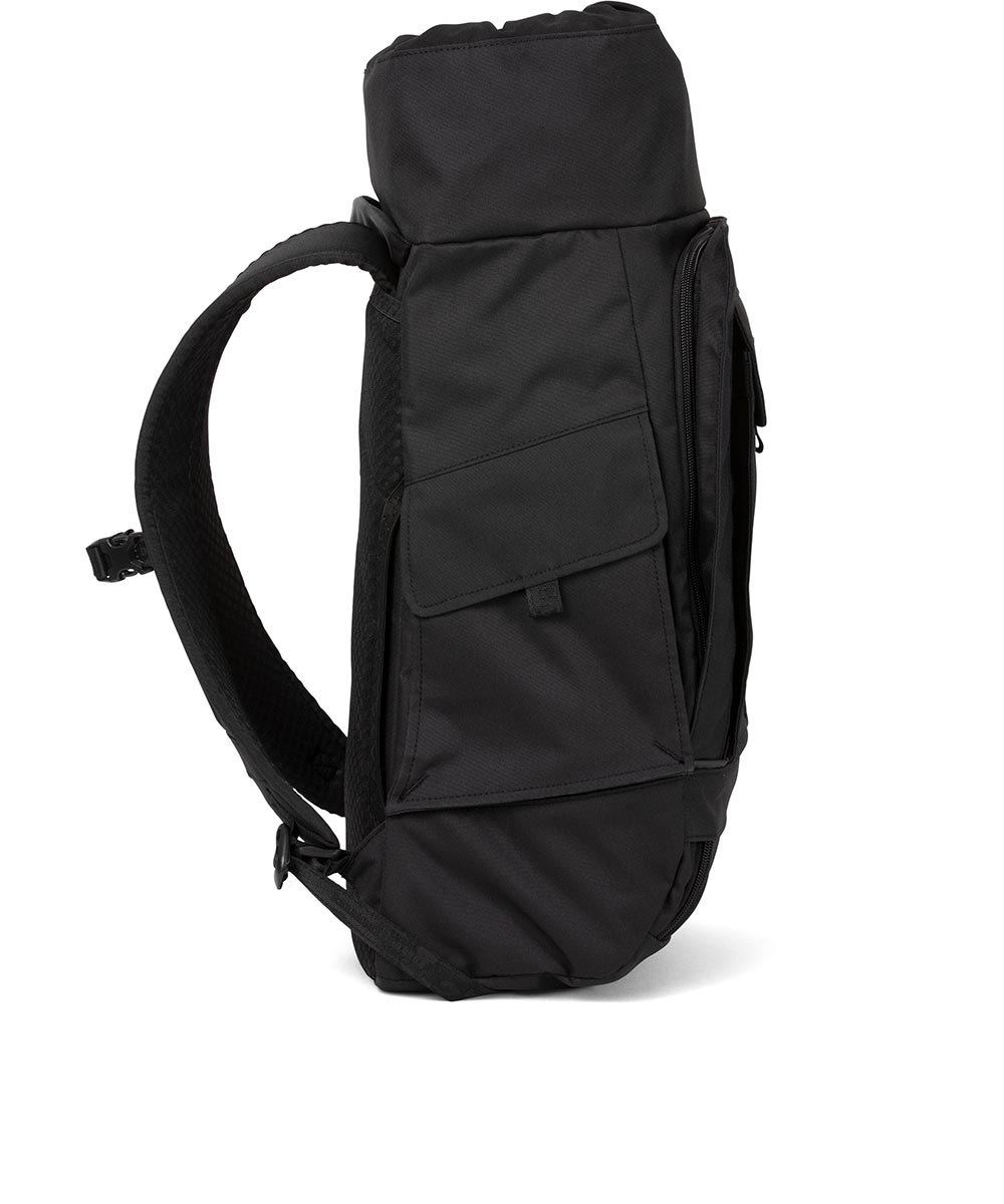 Pinqponq Blok Medium Backpack made from recycled PET bottles Construct