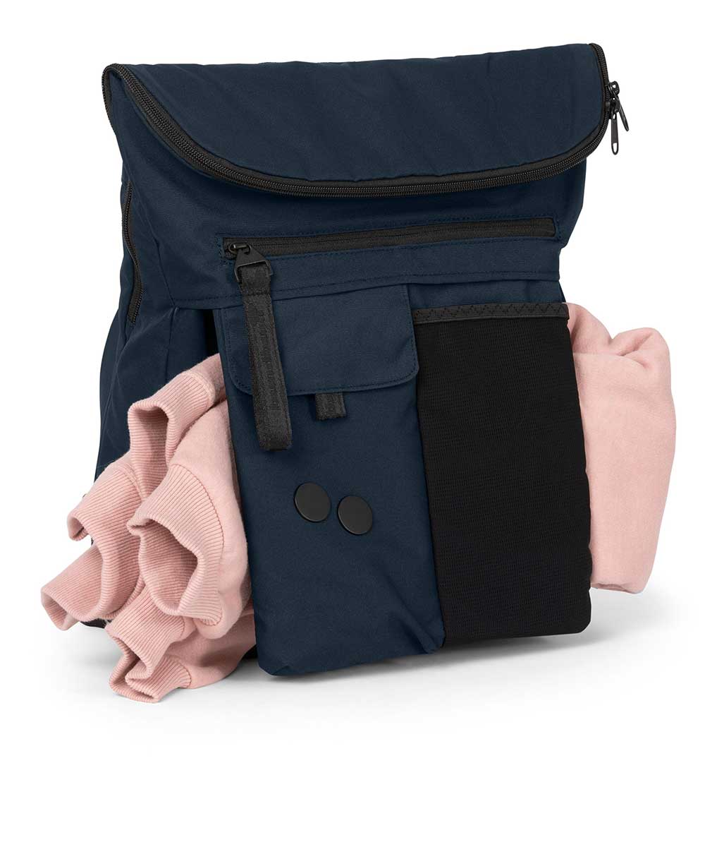 Pinqponq Klak backpack made from recycled PET bottles Construct