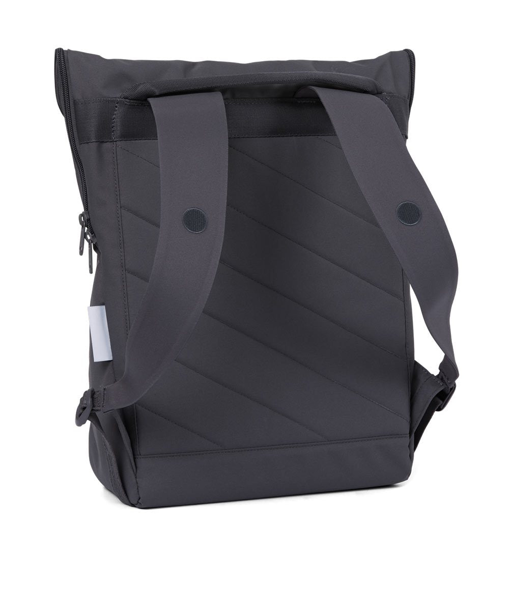 Pinqponq Klak backpack made from recycled PET bottles