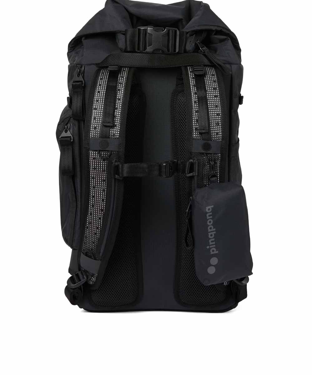 Pinqponq Komut Medium Rucksack aus recycelten PET-Flaschen