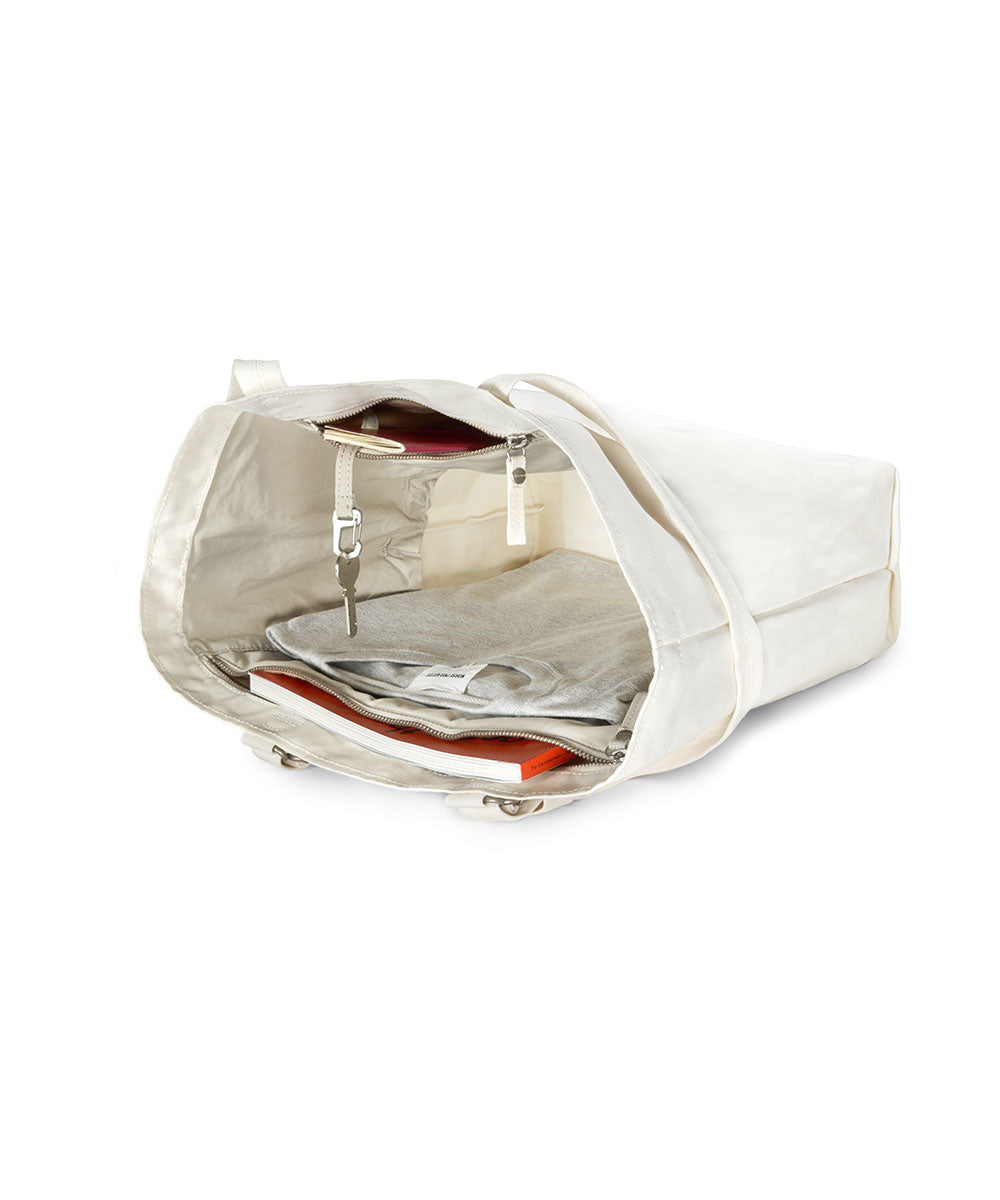 Qwstion Tote Bag Large made of Bananatex® plastic-free