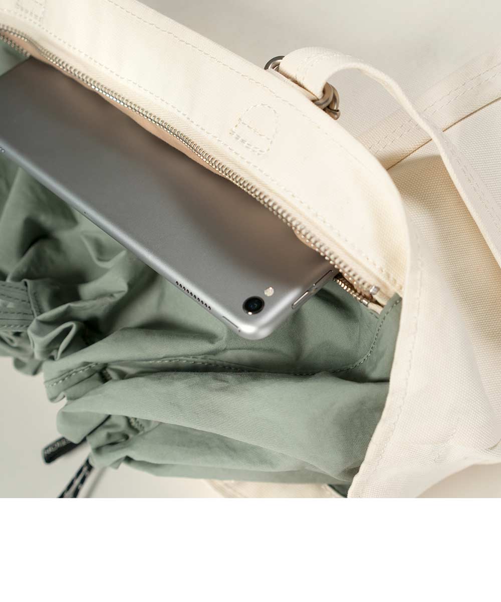 Qwstion Tote Bag Large made of Bananatex® plastic-free