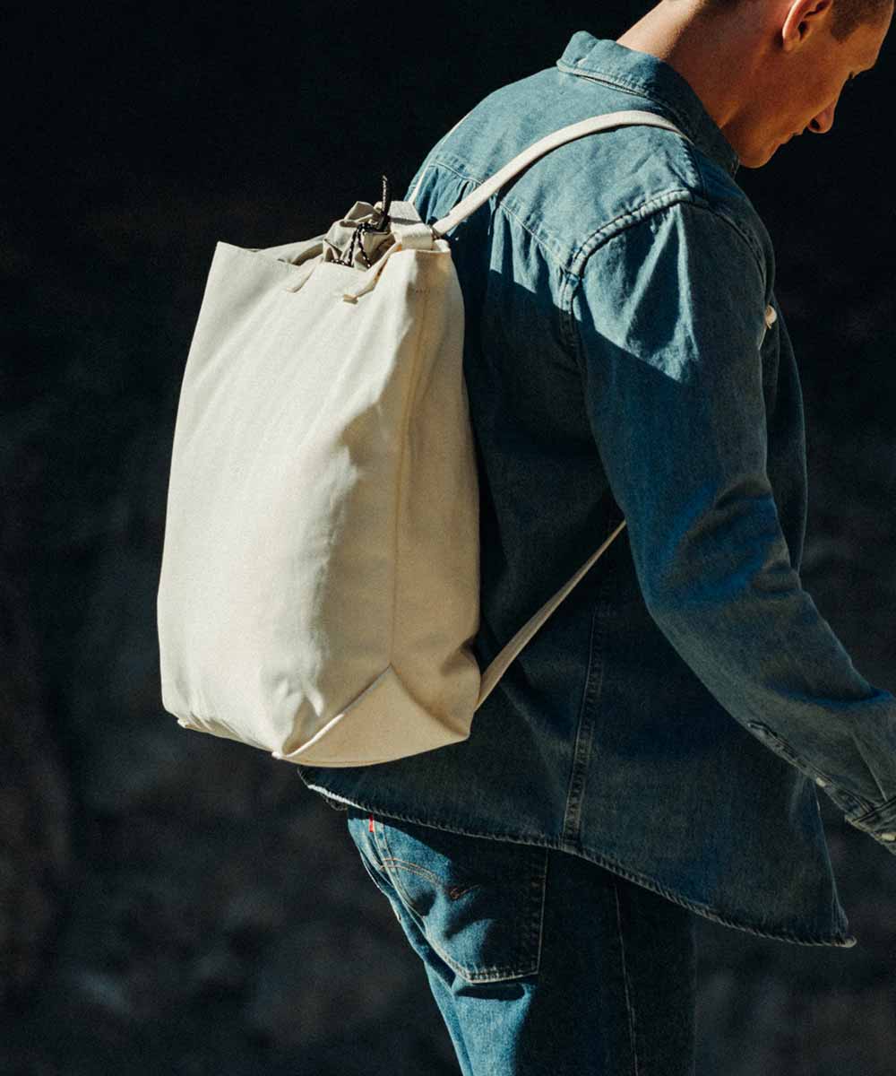 Qwstion Tote Bag Large made of Bananatex® plastic-free