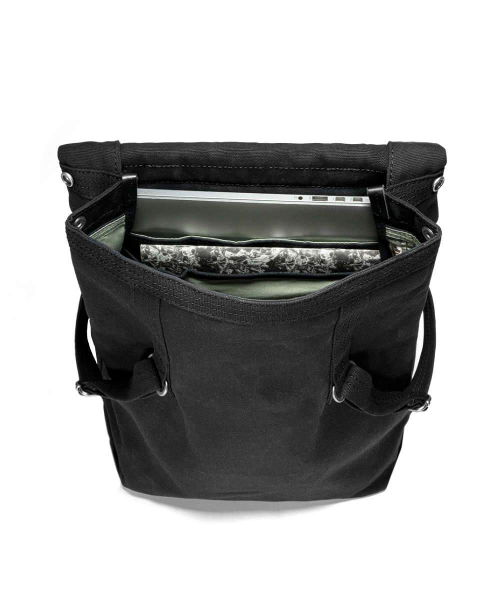 Qwstion Flap Tote Medium Bananatex®