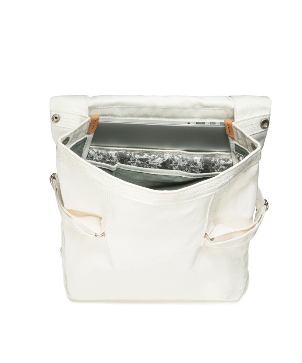 Qwstion Flap Tote Medium Bananatex®