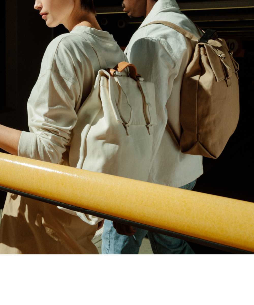 Qwstion Flap Tote Small Bananatex®