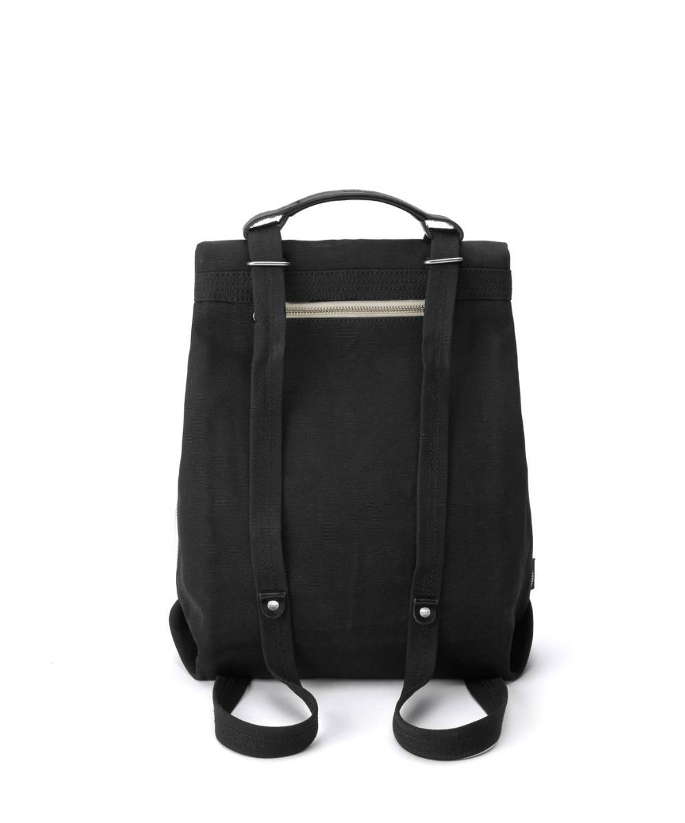 Qwstion Flap Tote Small Bananatex®