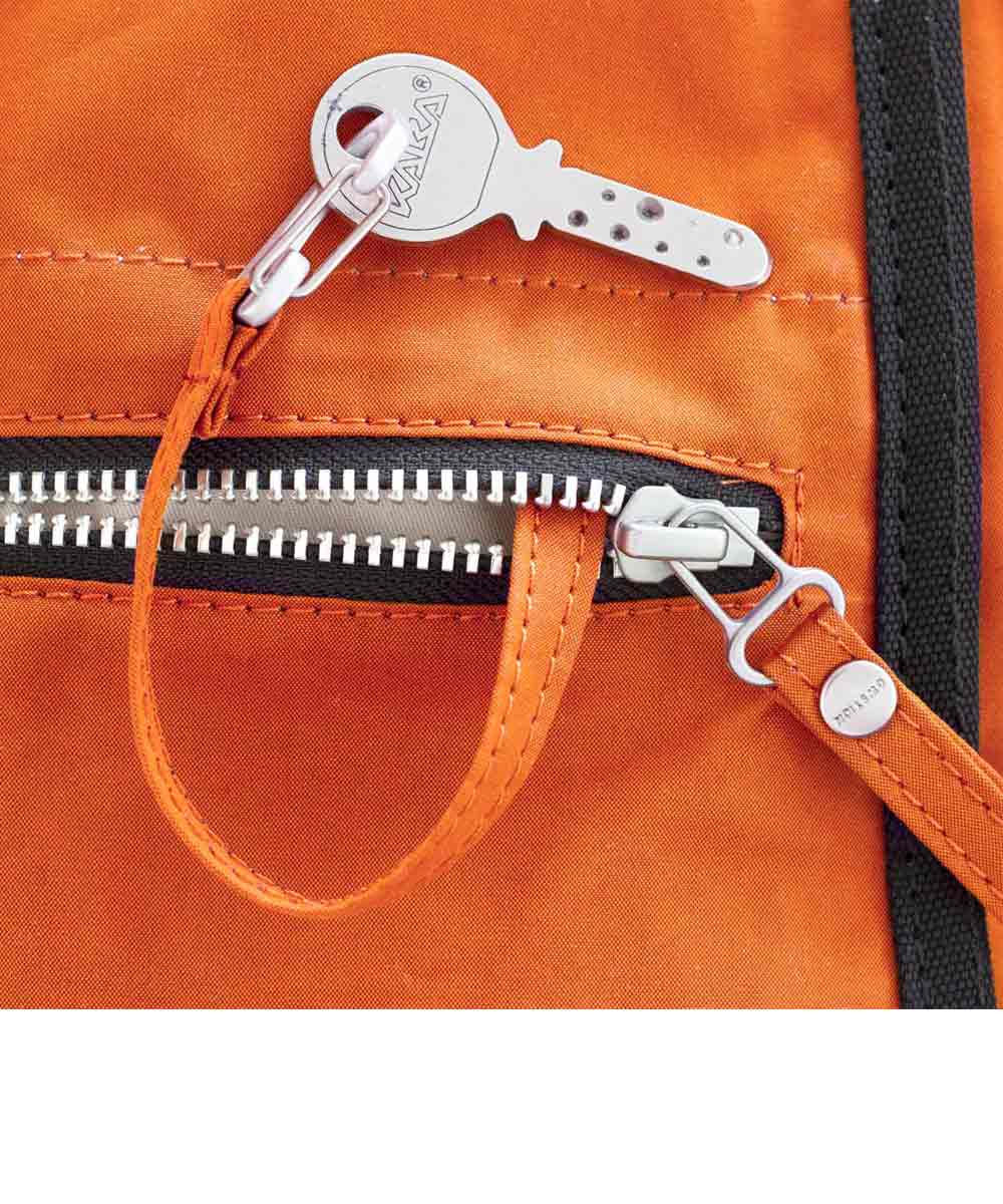 Qwstion BioLight Medium Bucket