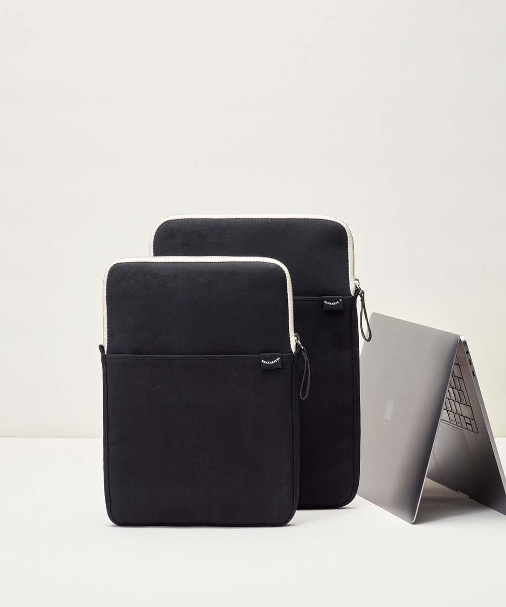 Qwstion Bananatex Sleeve for Macbook