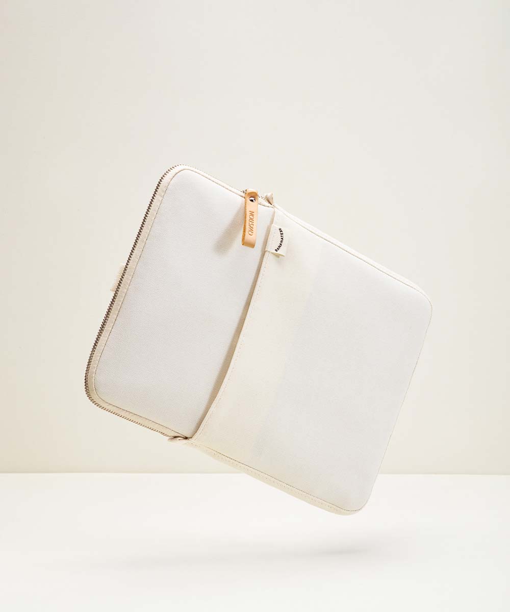 Qwstion Bananatex Sleeve for Macbook