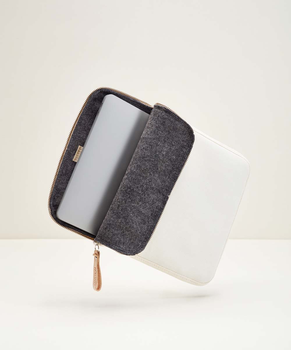 Qwstion Bananatex Sleeve for Macbook