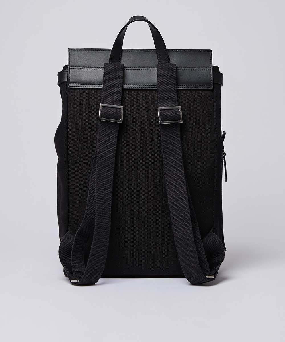 Sandqvist Alva Metal Hook sustainable daypack