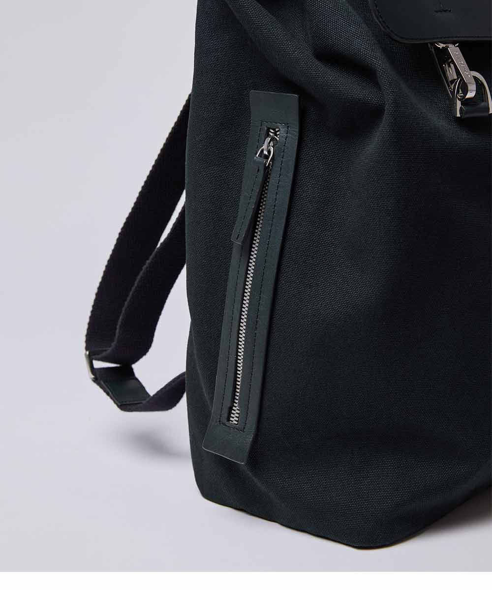 Sandqvist Hege Metal Hook sustainable daypack