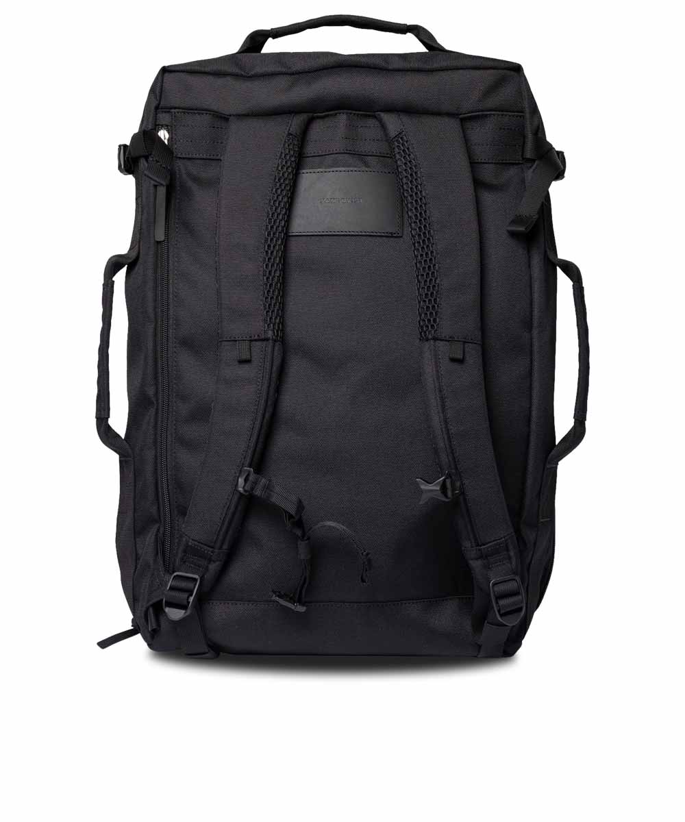 Sandqvist Otis travel backpack 34 liters