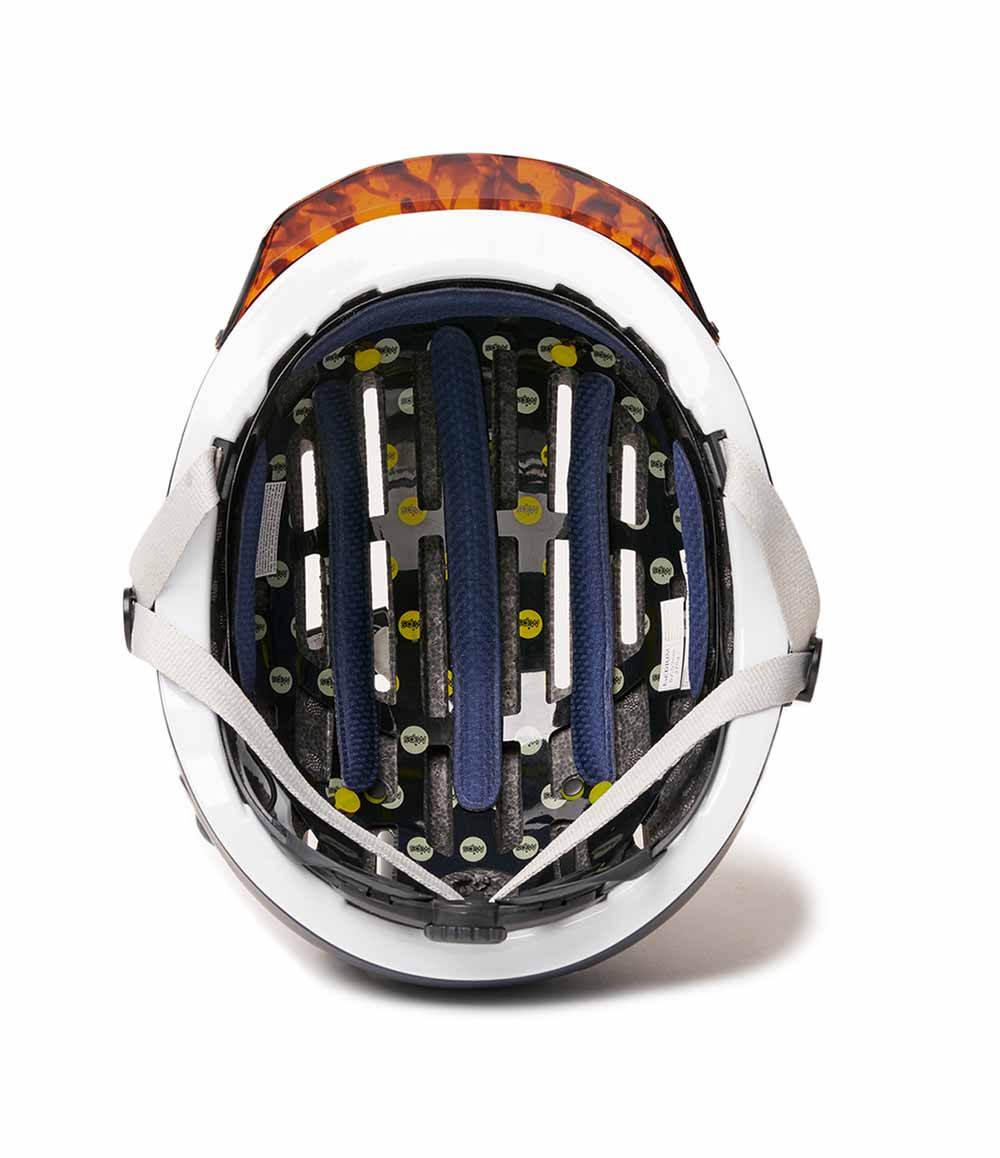 THOUSAND Chapter bicycle helmet with rear light