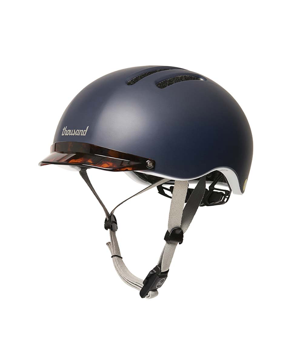 THOUSAND Chapter bicycle helmet with rear light