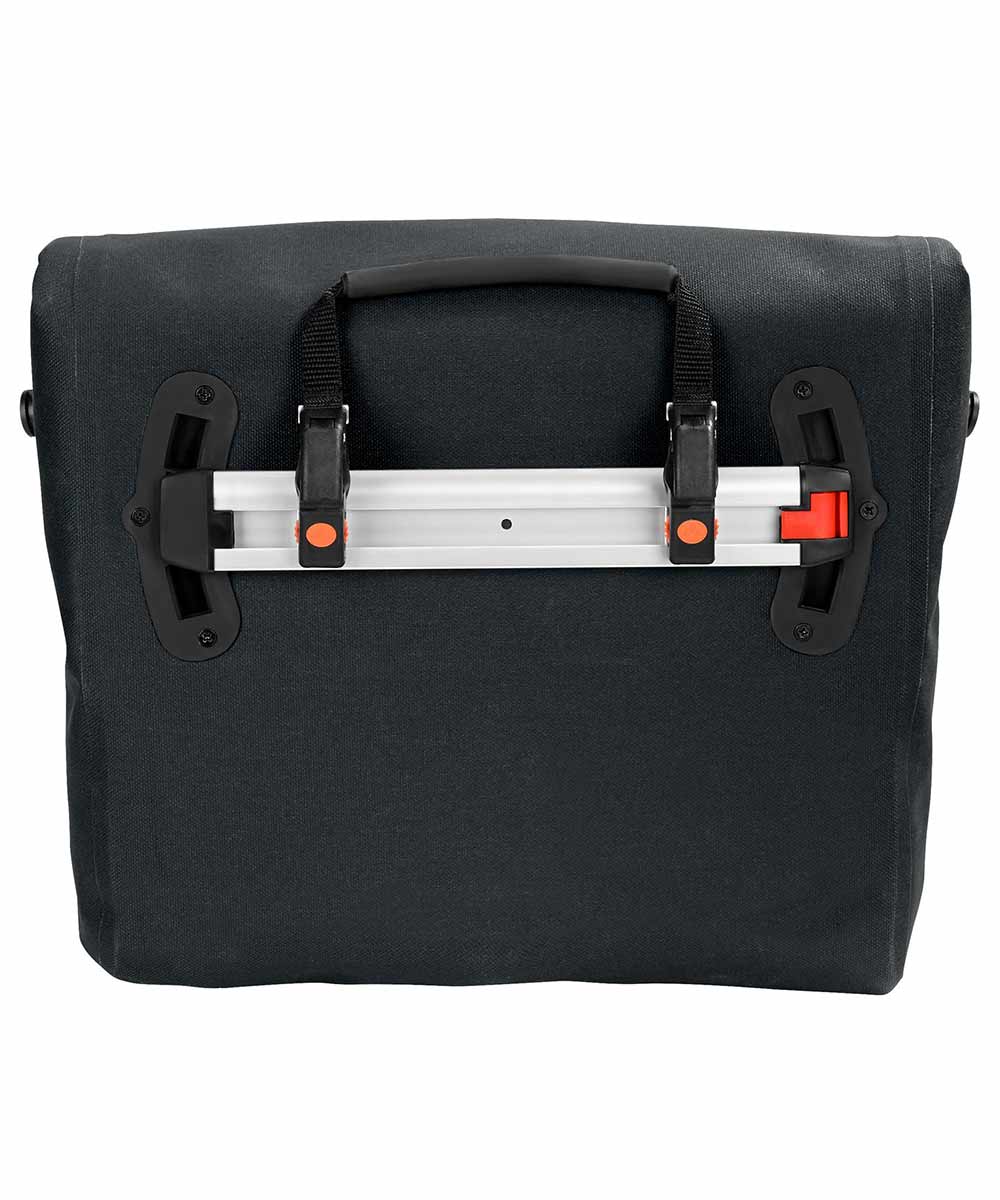 Vaude Augsburg III L sustainable bicycle bag