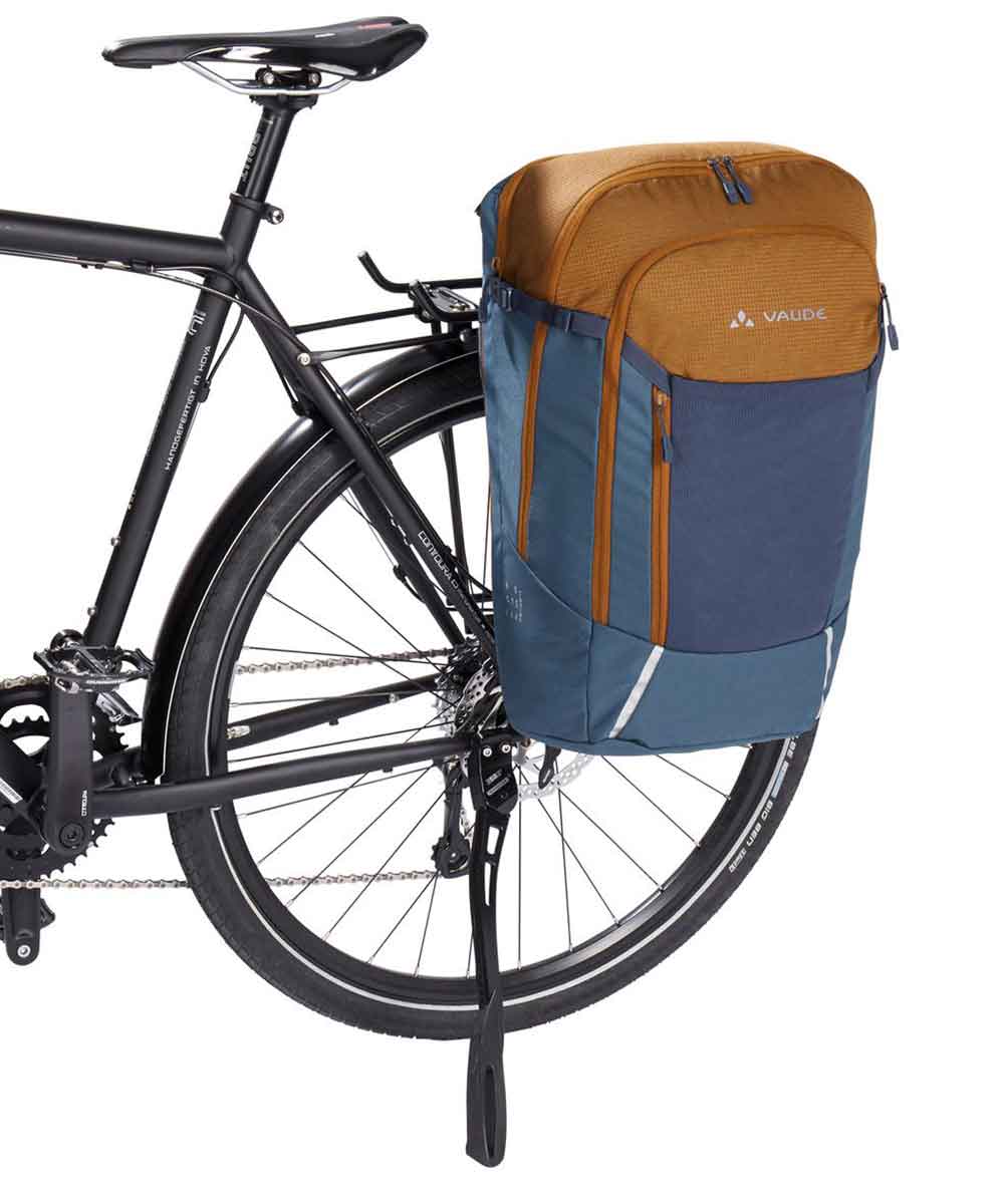 Vaude Cycle 28 II sustainable bike bag made from recycled PET bottles