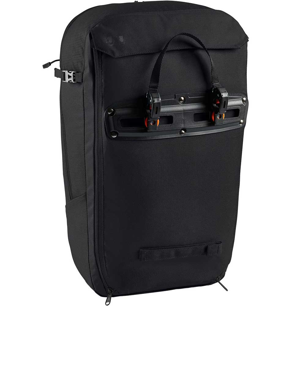 Vaude Cycle 28 II sustainable bike bag made from recycled PET bottles