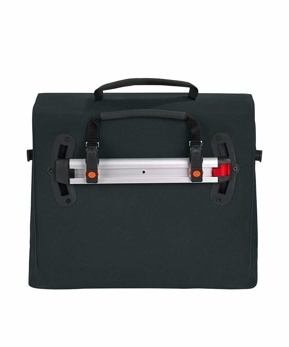 Vaude Bayreuth III Medium sustainable bike bag