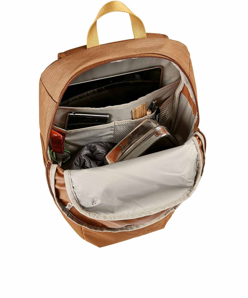 Vaude Yed sustainable daypack made from recycled PET bottles