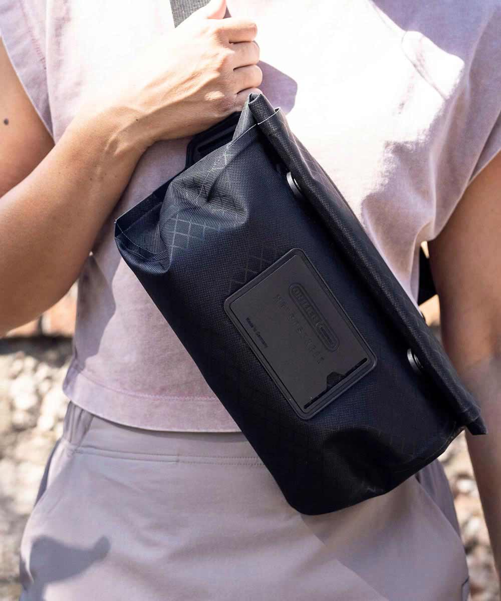 Buy the ORTLIEB Sling Bag Metrosphere 3L | Fair Couture
