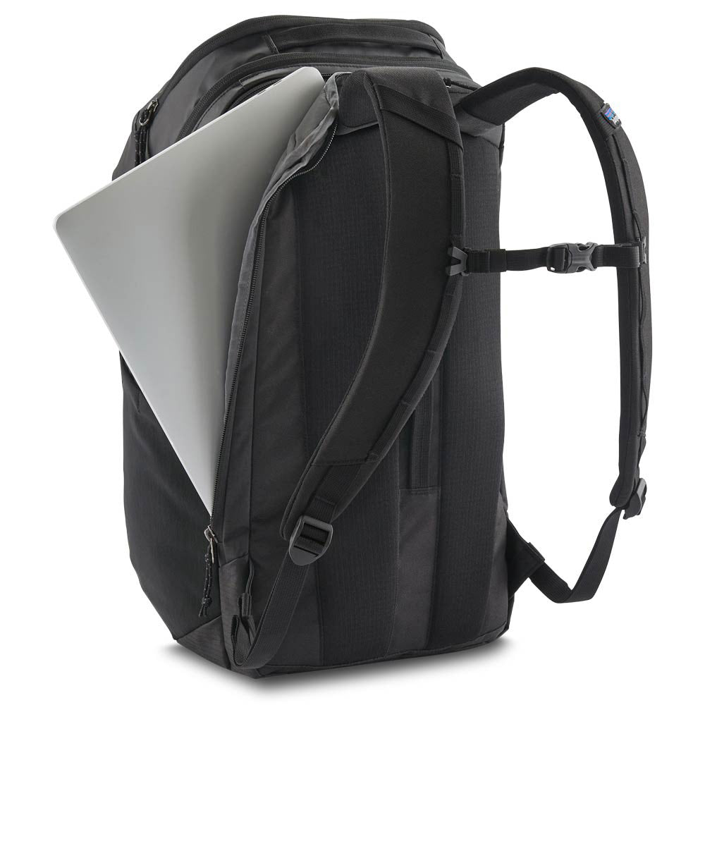 Patagonia backpack Black Hole Pack 32 liters 