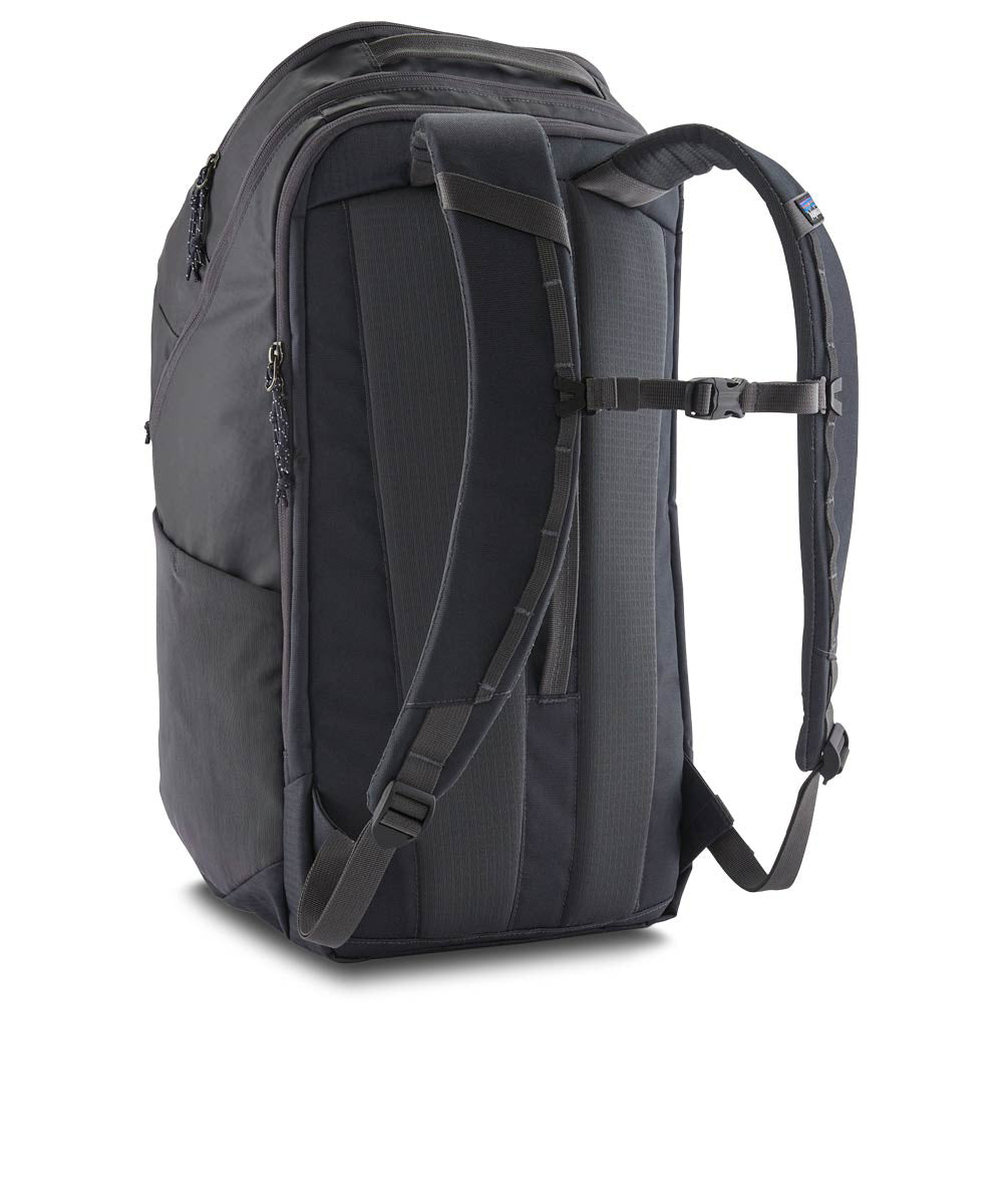 Patagonia backpack Black Hole Pack 32 liters 
