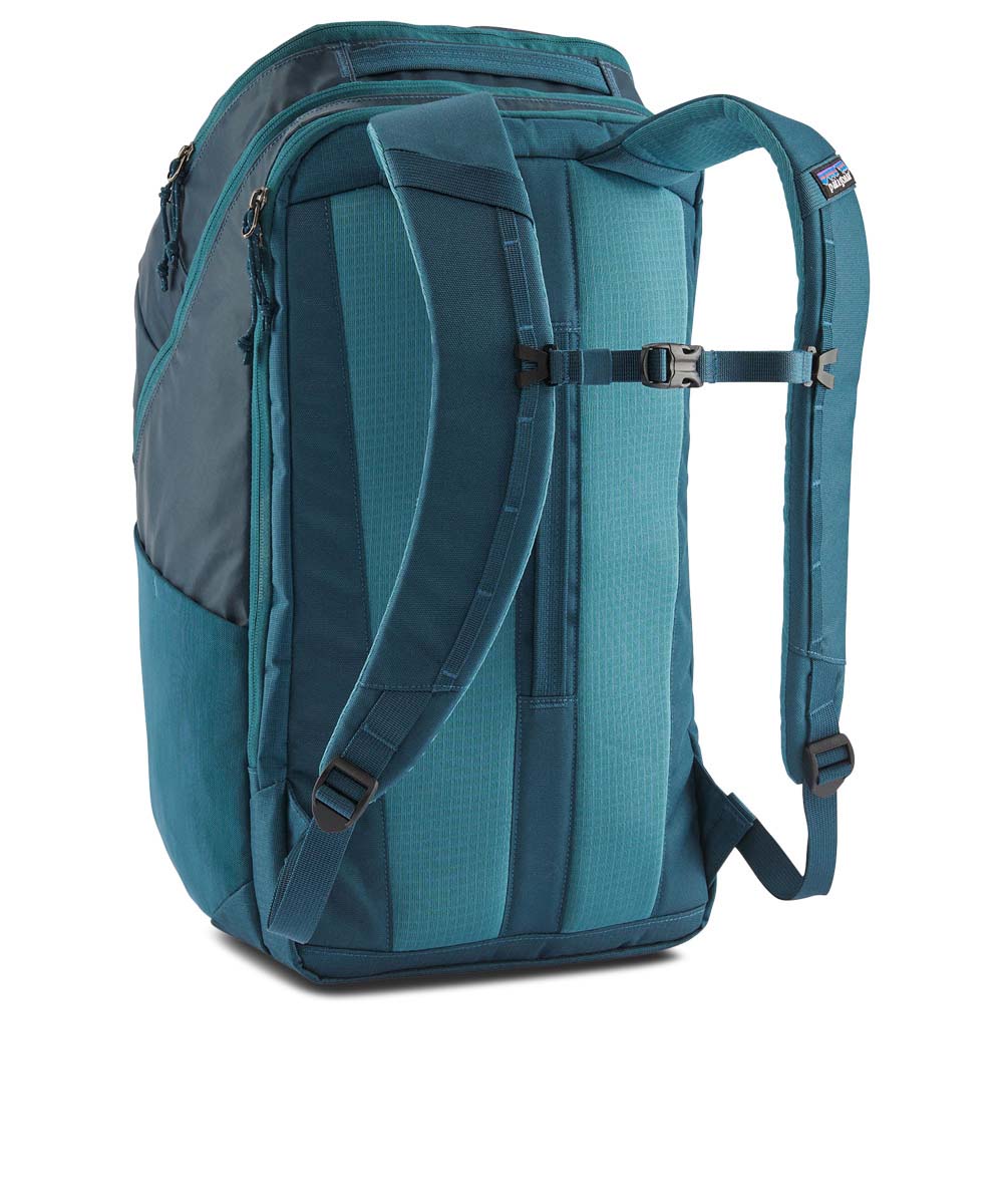 Patagonia backpack Black Hole Pack 32 liters 