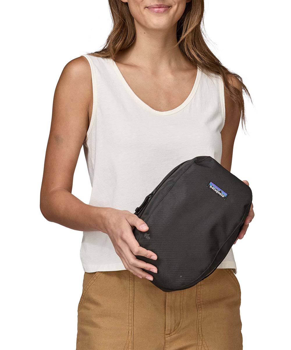 Patagonia Black Hole Cube Medium 6 Liter, recycelter Packwürfel